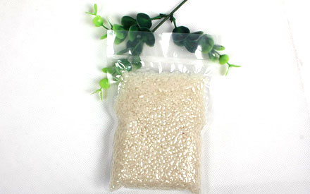 真空包裝袋在生產(chǎn)過(guò)程中有為什么會(huì)有麻點(diǎn)現(xiàn)象，該怎么解決？